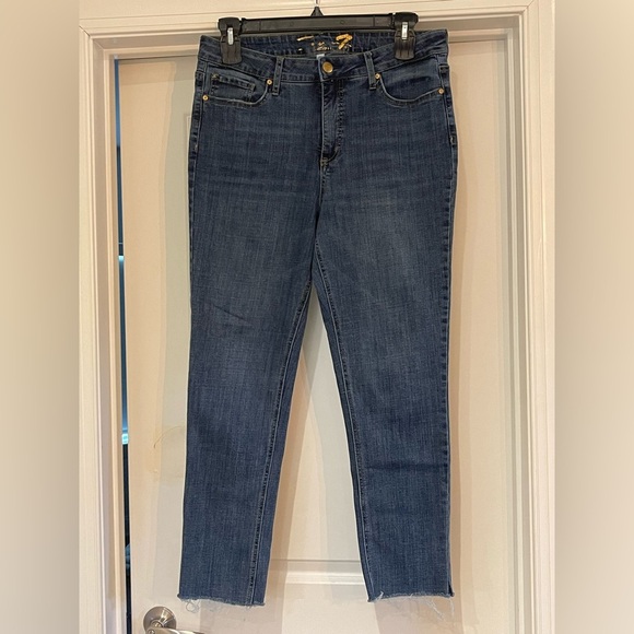 Seven7 Blue Slim Straight Leg Jeans Classic Denim Style - Picture 1 of 5